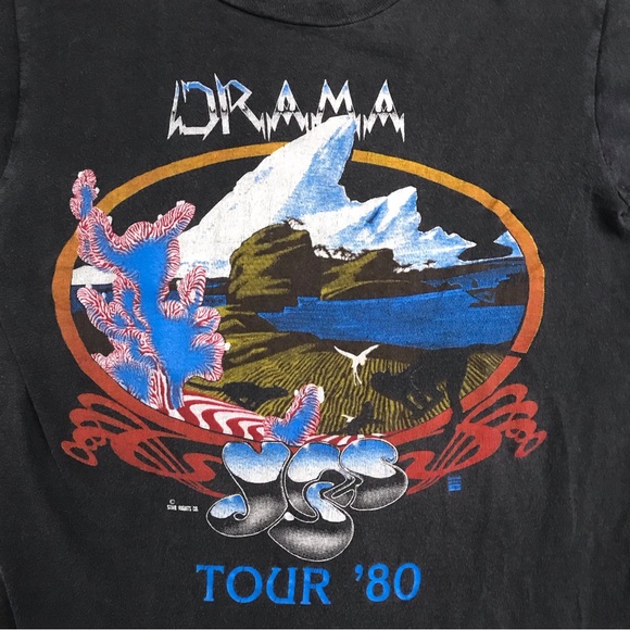 Original YES Concert Band Tee Drama Tour 1980 Chicago Amphitheater Vintage Fade - Picture 2 of 9
